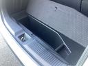 トランクルーム下部の収納スペースです。便利ですよ！