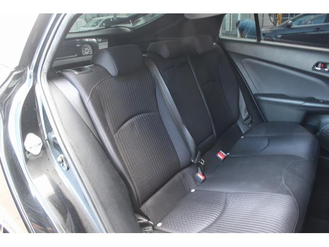 プリウス Ｓ　Ｆ／Ｓ／Ｒエアロ　純正ナビ　バックカメラ　Ｂｌｕｅｔｏｏｔｈ接続　フルセグ　ＬＥＤヘッドライト＆フォグ　ドライブレコーダー　プッシュスタート＆スマートキー　ＥＴＣ　社外１９インチアルミ（8枚目）