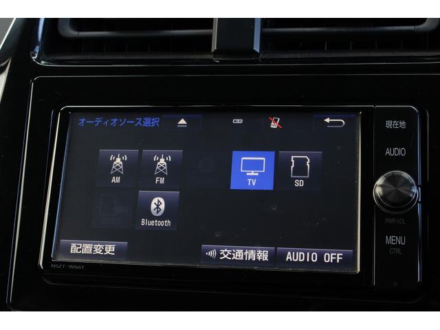 プリウス Ｓ　Ｆ／Ｓ／Ｒエアロ　純正ナビ　バックカメラ　Ｂｌｕｅｔｏｏｔｈ接続　フルセグ　ＬＥＤヘッドライト＆フォグ　ドライブレコーダー　プッシュスタート＆スマートキー　ＥＴＣ　社外１９インチアルミ（12枚目）
