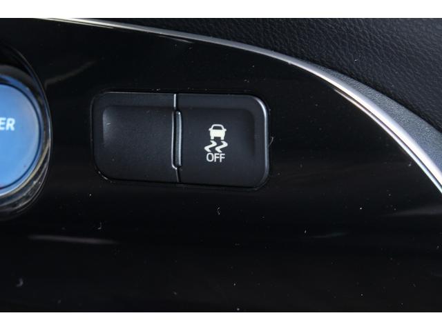 プリウス Ｓ　Ｆ／Ｓ／Ｒエアロ　純正ナビ　バックカメラ　Ｂｌｕｅｔｏｏｔｈ接続　フルセグ　ＬＥＤヘッドライト＆フォグ　ドライブレコーダー　プッシュスタート＆スマートキー　ＥＴＣ　社外１９インチアルミ（20枚目）