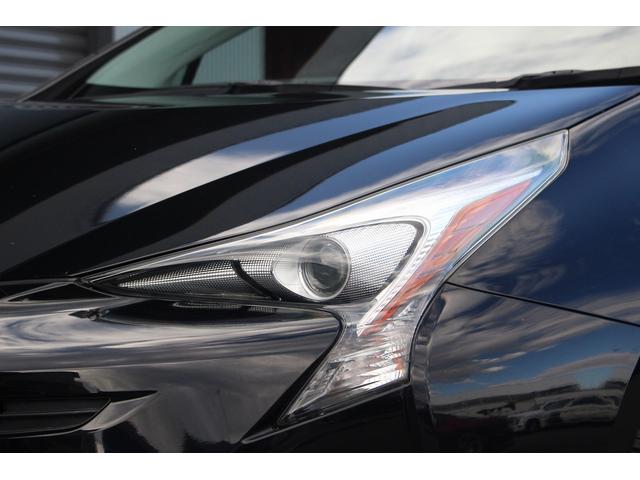 プリウス Ｓ　Ｆ／Ｓ／Ｒエアロ　純正ナビ　バックカメラ　Ｂｌｕｅｔｏｏｔｈ接続　フルセグ　ＬＥＤヘッドライト＆フォグ　ドライブレコーダー　プッシュスタート＆スマートキー　ＥＴＣ　社外１９インチアルミ（25枚目）