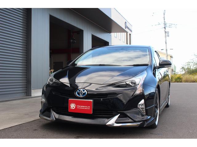 プリウス Ｓ　Ｆ／Ｓ／Ｒエアロ　純正ナビ　バックカメラ　Ｂｌｕｅｔｏｏｔｈ接続　フルセグ　ＬＥＤヘッドライト＆フォグ　ドライブレコーダー　プッシュスタート＆スマートキー　ＥＴＣ　社外１９インチアルミ（29枚目）