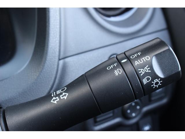 ノート ｅ－パワー　Ｘ　ワンオーナー　純正エアロ　レーダークルーズ　純正ナビ　全周囲カメラ　スマートルームミラー　フルセグＴＶ　Ｂｌｕｅｔｏｏｔｈ接続　ＥＴＣ　ＵＳＢ接続　コーナーセンサー　ＬＥＤヘッドライト　スマートキー（21枚目）