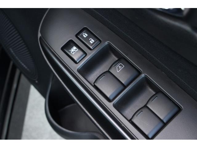 ノート ｅ－パワー　Ｘ　ワンオーナー　純正エアロ　レーダークルーズ　純正ナビ　全周囲カメラ　スマートルームミラー　フルセグＴＶ　Ｂｌｕｅｔｏｏｔｈ接続　ＥＴＣ　ＵＳＢ接続　コーナーセンサー　ＬＥＤヘッドライト　スマートキー（25枚目）