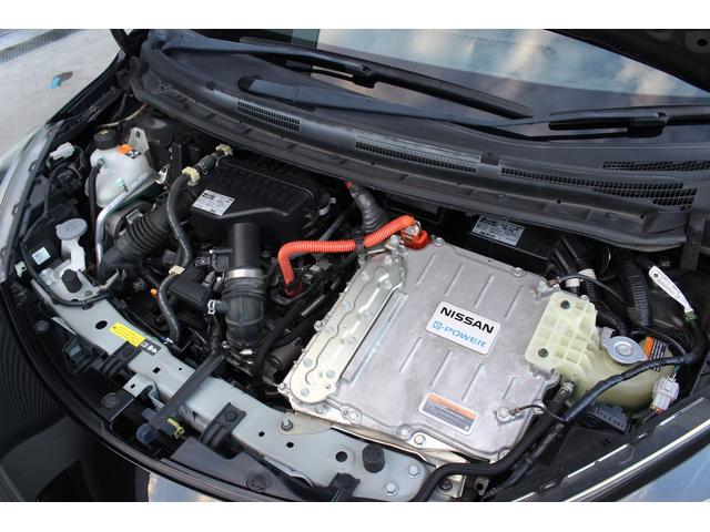 ノート ｅ－パワー　Ｘ　ワンオーナー　純正エアロ　レーダークルーズ　純正ナビ　全周囲カメラ　スマートルームミラー　フルセグＴＶ　Ｂｌｕｅｔｏｏｔｈ接続　ＥＴＣ　ＵＳＢ接続　コーナーセンサー　ＬＥＤヘッドライト　スマートキー（27枚目）
