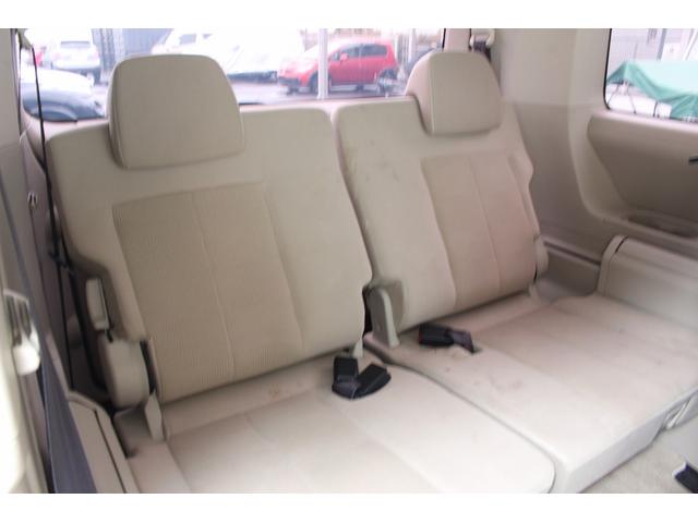 デリカＤ：５ Ｄ　プレミアム　ディーゼル　パワーバックドア　両側電動スライドドア　ＰＷシート　シートヒーター　純正ナビ　フルセグ／Ｂ，Ｓ，Ｆカメラ／Ｂｌｕｅｔｏｏｔｈ　Ｆダウンモニター　プレミアムサウンド　１００Ｖ電源　ＥＴＣ（9枚目）