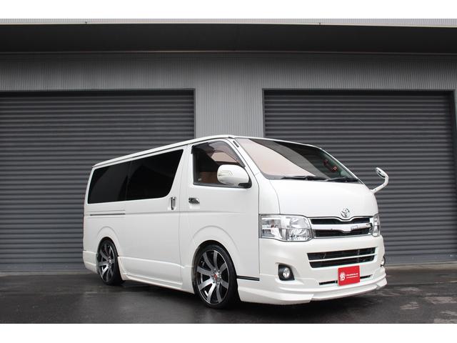 ハイエースバン ロングスーパーＧＬ　後期　ＷＡＬＤエアロ　ベットキット　社外２０ＡＷ　パイオニアナビ　ＣＤ／ＤＶＤ／Ｂｌｕｅｔｏｏｔｈ／バックカメラ　ＡＬＰＩＮＥ後席モニター　オートライト　ＬＥＤヘッドライト　黒革調シートカバー（2枚目）