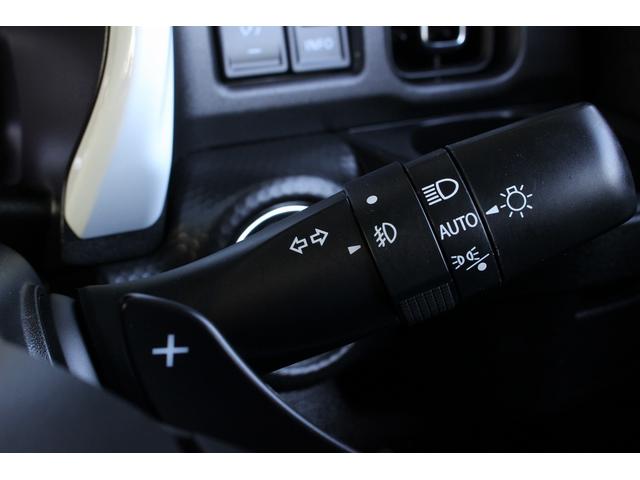 ハイブリッドXターボ 純正9インチメモリーナビ 全周囲 スズキセーフティサポート シートヒーター Bluetooth USB クリアランスソナー オートライト スマートキー&エンジンプッシュスタート ステアリングスイッチ(18枚目)