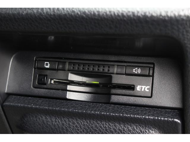 ヴォクシー ＺＳ　煌　純正９型ナビ　１２．１インチ後席モニター　モデリスタエアロ　トヨタセーフティセンス　両側電動スライドドア　Ｂｌｕｅｔｏｏｔｈ　ＬＥＤヘッドライト／フォグ　オートマチックハイビーム　フルセグ（27枚目）