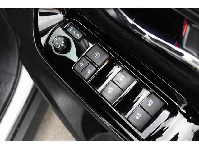 ヴォクシー ＺＳ　煌　純正９型ナビ　１２．１インチ後席モニター　モデリスタエアロ　トヨタセーフティセンス　両側電動スライドドア　Ｂｌｕｅｔｏｏｔｈ　ＬＥＤヘッドライト／フォグ　オートマチックハイビーム　フルセグ（30枚目）