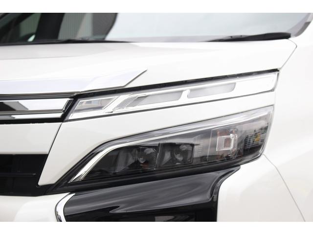 ヴォクシー ＺＳ　煌　純正９型ナビ　１２．１インチ後席モニター　モデリスタエアロ　トヨタセーフティセンス　両側電動スライドドア　Ｂｌｕｅｔｏｏｔｈ　ＬＥＤヘッドライト／フォグ　オートマチックハイビーム　フルセグ（33枚目）