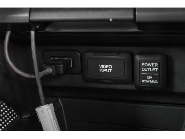 ＣＲ－Ｚ α　無限フロント／サイド／リアエアロ　無限グリル　無限リアウィング　ダウンサス　社外アルミ　純正ナビＴＶ　バックカメラ　前後ドライブレコーダー　ＥＴＣ　ＵＳＢ接続　ＨＩＤヘッドライト　スマートキー（16枚目）