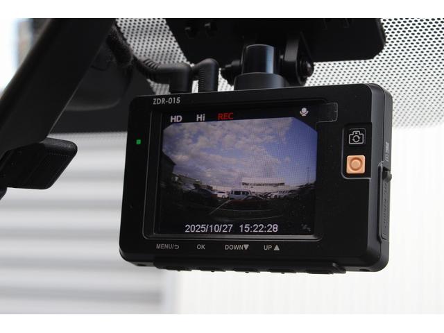 ノート e-パワー X 純正ナビ バックカメラ 純正エアロ エマージェンシーブレーキ レーンキープ ドライブレコーダー ETC フルセグ Bluetooth/USB接続 プッシュスタート&インテリキー(14枚目)