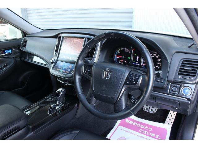 クラウンハイブリッド アスリートＳ　ＶＬＥＮＥフロント／サイド／リアエアロ　社外２０インチアルミ　純正ナビ　バックカメラ　フルセグＴＶ　Ｂｌｕｅｔｏｏｔｈ接続　ＥＴＣ　ＵＳＢ接続　ドライブレコーダー　シートヒーター　コーナーセンサー（6枚目）