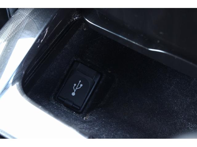 クラウンハイブリッド アスリートＳ　ＶＬＥＮＥフロント／サイド／リアエアロ　社外２０インチアルミ　純正ナビ　バックカメラ　フルセグＴＶ　Ｂｌｕｅｔｏｏｔｈ接続　ＥＴＣ　ＵＳＢ接続　ドライブレコーダー　シートヒーター　コーナーセンサー（23枚目）