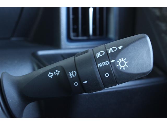 タント カスタムＲＳ　後期　純正１０インチナビ　全周囲カメラ　フルセグＴＶ　Ｂｌｕｅｔｏｏｔｈ接続　両側パワースライドドア　ＥＴＣ　ＵＳＢ接続　シートヒーター　ＬＥＤヘッドライト＆フォグ　レーダークルーズ　コーナーセンサー（17枚目）