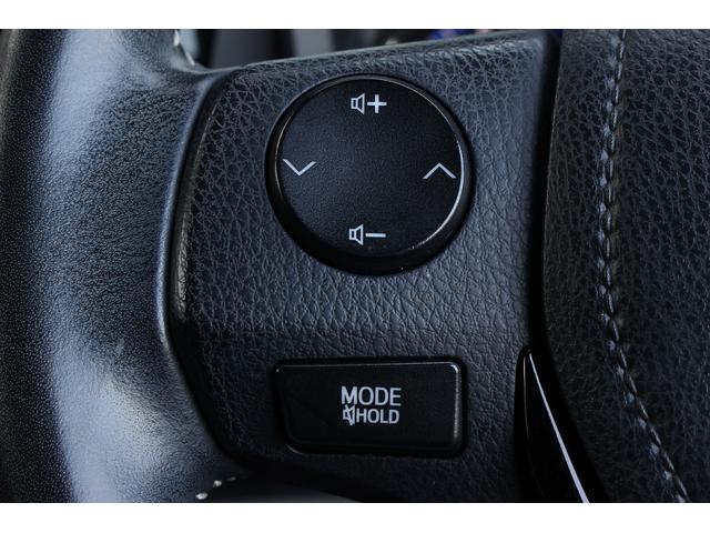 カローラフィールダー ハイブリッドG ダブルバイビー 後期 モデリスタフロント/サイド/リアエアロ トヨタセーフティセンス LEDヘッドライト 社外17インチアルミ 社外ナビ バックカメラ フルセグTV Bluetooth ハーフレザー シートヒーター(18枚目)