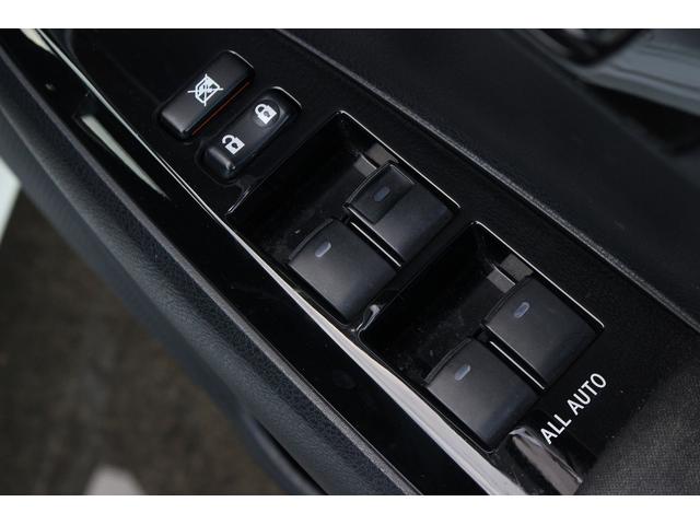 カローラフィールダー ハイブリッドG ダブルバイビー 後期 モデリスタフロント/サイド/リアエアロ トヨタセーフティセンス LEDヘッドライト 社外17インチアルミ 社外ナビ バックカメラ フルセグTV Bluetooth ハーフレザー シートヒーター(26枚目)