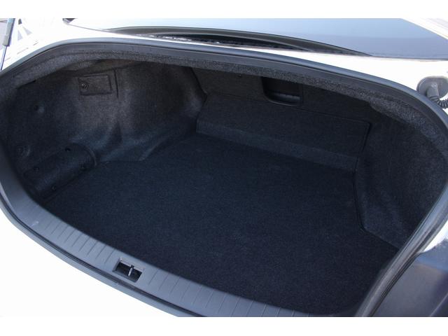 スカイライン 200GT-t 純正ナビ 全周囲カメラ フルセグ Bluetooth ETC USB接続 LEDヘッドライト/フォグ ハーフレザーシート スマートキー クルーズコントロール コーナーセンサー 純正17インチアルミ(9枚目)