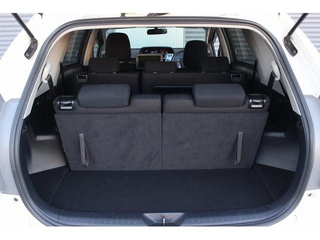 プリウスアルファ S 後期 7人乗り 社外ナビ 後席モニター バックカメラ フルセグTV Bluetooth ETC スマートキー ステアリングスイッチ 社外16インチアルミ LEDフォグ オートライト(10枚目)