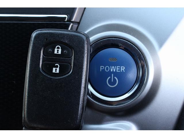 プリウスアルファ S 後期 7人乗り 社外ナビ 後席モニター バックカメラ フルセグTV Bluetooth ETC スマートキー ステアリングスイッチ 社外16インチアルミ LEDフォグ オートライト(19枚目)
