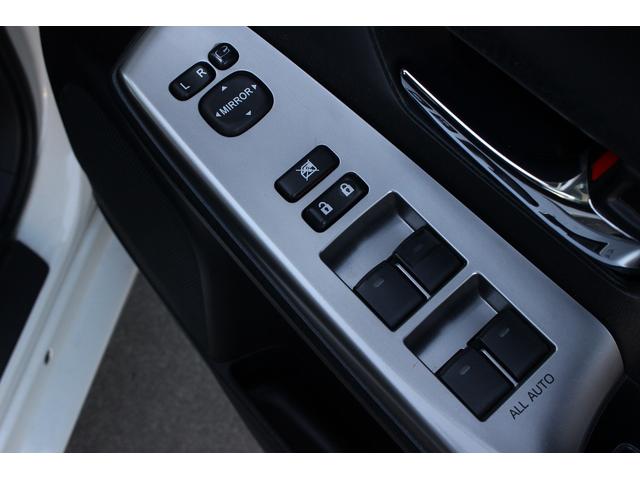 プリウスアルファ S 後期 7人乗り 社外ナビ 後席モニター バックカメラ フルセグTV Bluetooth ETC スマートキー ステアリングスイッチ 社外16インチアルミ LEDフォグ オートライト(23枚目)