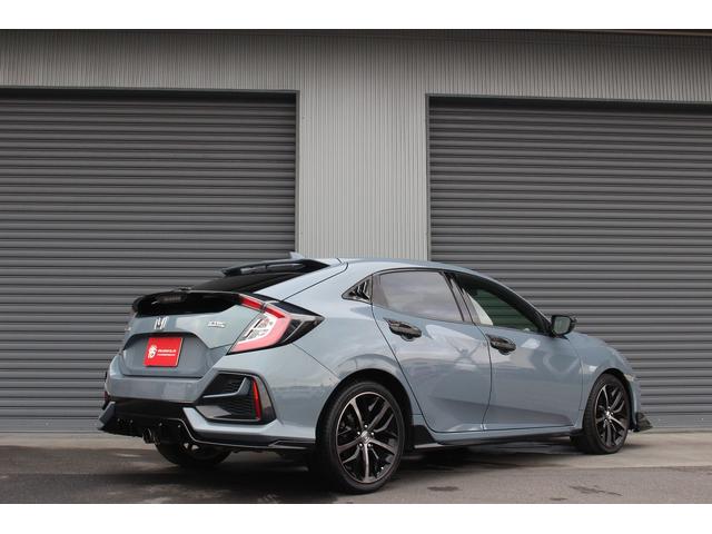 シビック ハッチバック　ホンダセンシング　後期　Ｆ．Ｓ．Ｒエアロキット　ハーフレザー　パワシート　シートヒーター　純正ナビ　バックカメラ　フルセグＴＶ　　ＥＴＣ　ＵＳＢ接続　ドライブレコーダ　レーダークルーズコントロール　レーンキープ（3枚目）