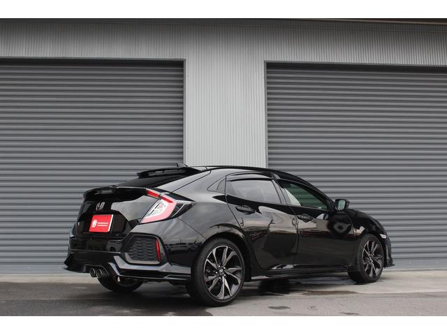 シビック ハッチバック　ホンダセンシング　６ＭＴ　Ｆ．Ｓ．Ｒエアロキット　シートヒーター　純正ナビ　バックカメラ　フルセグＴＶ　デジタルインナーミラー型ドライブレコーダー　レーダークルーズコントロール　レーンキープ　ＥＴＣ（3枚目）