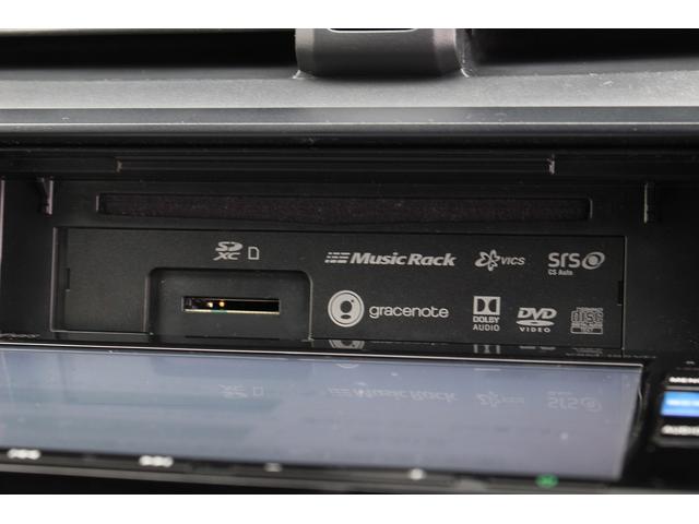 シビック ハッチバック　ホンダセンシング　６ＭＴ　Ｆ．Ｓ．Ｒエアロキット　シートヒーター　純正ナビ　バックカメラ　フルセグＴＶ　デジタルインナーミラー型ドライブレコーダー　レーダークルーズコントロール　レーンキープ　ＥＴＣ（14枚目）