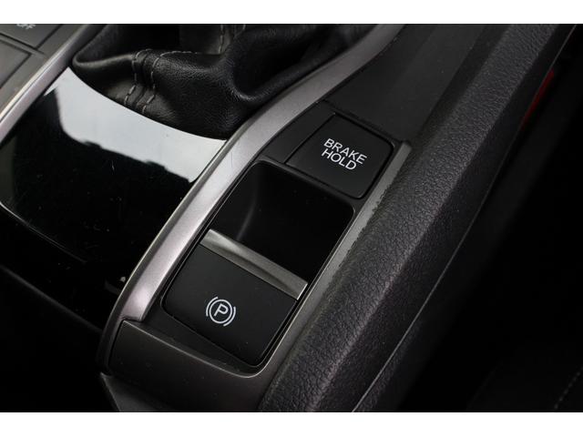 シビック ハッチバック　ホンダセンシング　６ＭＴ　Ｆ．Ｓ．Ｒエアロキット　シートヒーター　純正ナビ　バックカメラ　フルセグＴＶ　デジタルインナーミラー型ドライブレコーダー　レーダークルーズコントロール　レーンキープ　ＥＴＣ（19枚目）