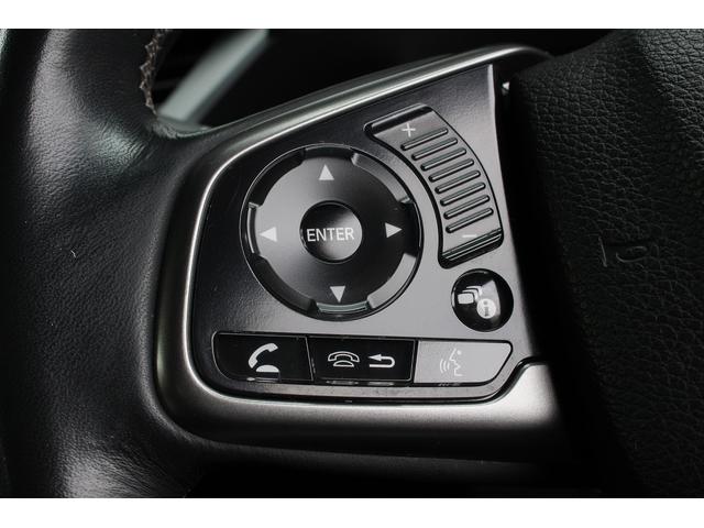 シビック ハッチバック　ホンダセンシング　６ＭＴ　Ｆ．Ｓ．Ｒエアロキット　シートヒーター　純正ナビ　バックカメラ　フルセグＴＶ　デジタルインナーミラー型ドライブレコーダー　レーダークルーズコントロール　レーンキープ　ＥＴＣ（23枚目）