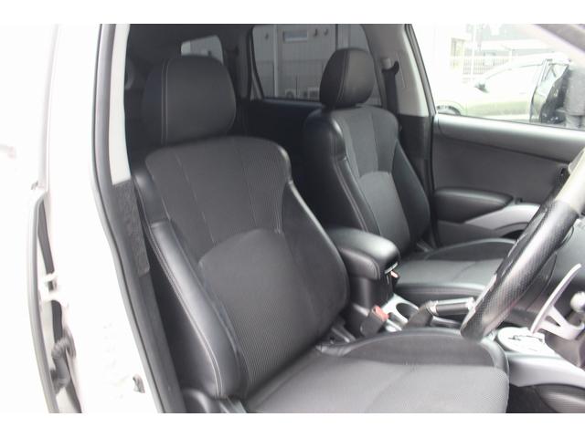 アウトランダー ローデスト２０ＭＳ　純正Ｆ．Ｒエアロ　車高調　マフラーカッター　社外１９インチアルミ　ＨＩＤヘッドライト＆ＬＥＤフォグ　社外ナビ　バックカメラ　フルセグ　Ｂｌｕｅｔｏｏｔｈ　ドライブレコーダー　クルーズコントロール（7枚目）