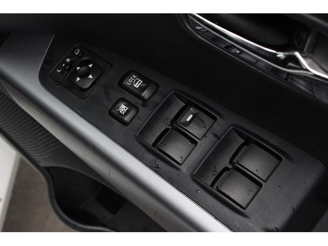 アウトランダー ローデスト２０ＭＳ　純正Ｆ．Ｒエアロ　車高調　マフラーカッター　社外１９インチアルミ　ＨＩＤヘッドライト＆ＬＥＤフォグ　社外ナビ　バックカメラ　フルセグ　Ｂｌｕｅｔｏｏｔｈ　ドライブレコーダー　クルーズコントロール（24枚目）