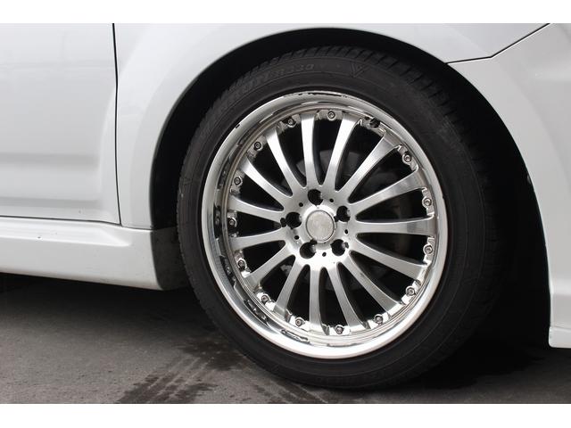 アウトランダー ローデスト２０ＭＳ　純正Ｆ．Ｒエアロ　車高調　マフラーカッター　社外１９インチアルミ　ＨＩＤヘッドライト＆ＬＥＤフォグ　社外ナビ　バックカメラ　フルセグ　Ｂｌｕｅｔｏｏｔｈ　ドライブレコーダー　クルーズコントロール（25枚目）