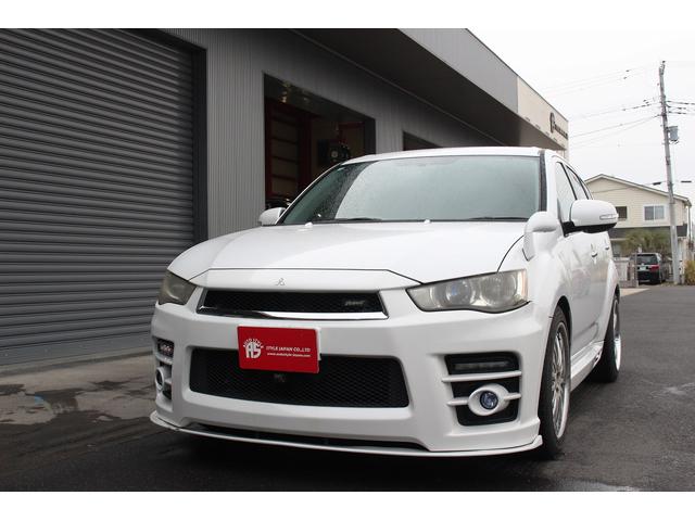 アウトランダー ローデスト２０ＭＳ　純正Ｆ．Ｒエアロ　車高調　マフラーカッター　社外１９インチアルミ　ＨＩＤヘッドライト＆ＬＥＤフォグ　社外ナビ　バックカメラ　フルセグ　Ｂｌｕｅｔｏｏｔｈ　ドライブレコーダー　クルーズコントロール（32枚目）