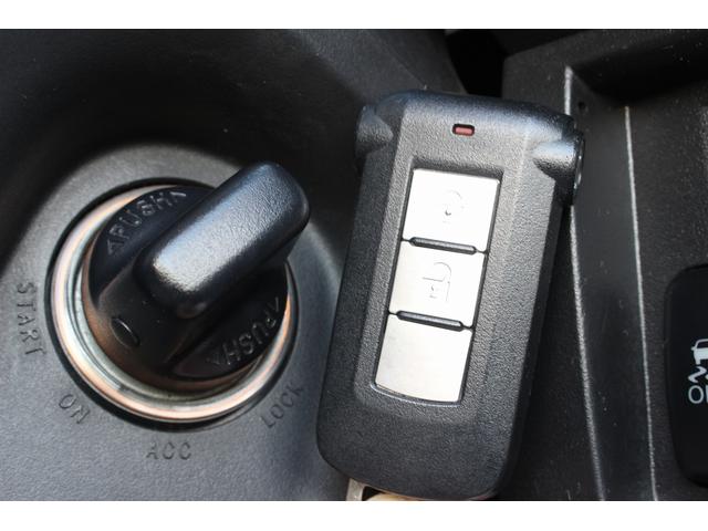 デリカD:5 D パワーパッケージ 1オーナー フロント/リアガードバー JAOSマッドフラップ オーバーフェンダー 社外マフラー 電動ステップ 社外16インチAW 両側パワースライドドア 社外ナビ バックカメラ フルセグ シートヒータ(27枚目)