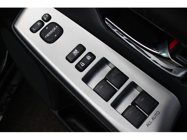 TOYOTA PRIUS ALPHA S