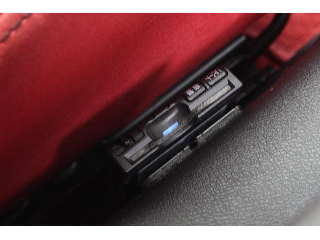 インテグラ タイプR 後期型 6MT 無限スポーツマフラー 純正レカロシート 純正17インチアルミ HIDヘッドライト 社外ナビ バックカメラ ETC キーレスキー DVD再生(15枚目)