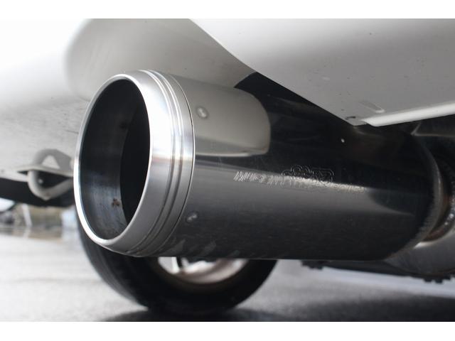 インテグラ タイプR 後期型 6MT 無限スポーツマフラー 純正レカロシート 純正17インチアルミ HIDヘッドライト 社外ナビ バックカメラ ETC キーレスキー DVD再生(20枚目)