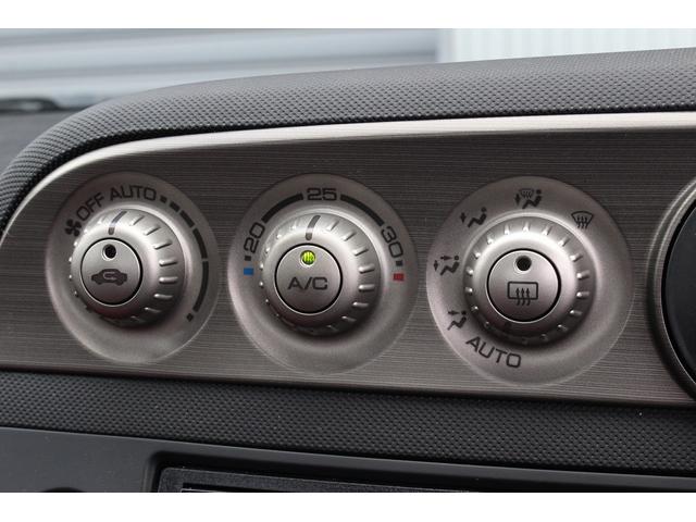 インテグラ タイプR 後期型 6MT 大型リヤウィング 柿本改マフラー レイズ17インチアルミ HIDヘッドライト キーレスキー 純正レカロシート Bluetooth接続 USB接続 CD再生(12枚目)