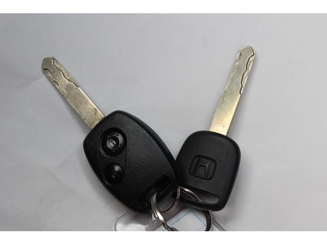 インテグラ タイプR 後期型 6MT 大型リヤウィング 柿本改マフラー レイズ17インチアルミ HIDヘッドライト キーレスキー 純正レカロシート Bluetooth接続 USB接続 CD再生(14枚目)