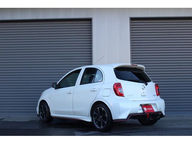 マーチ ニスモ　Ｓ　５ＭＴ　ＬＥＤヘッドライト　純正ナビ　フルセグＴＶ　Ｂｌｕｅｔｏｏｔｈ接続　ＵＳＢ接続　ＥＴＣ　スマートキー　純正サス／ショックアブソーバー　　純正１６インチホイール（4枚目）