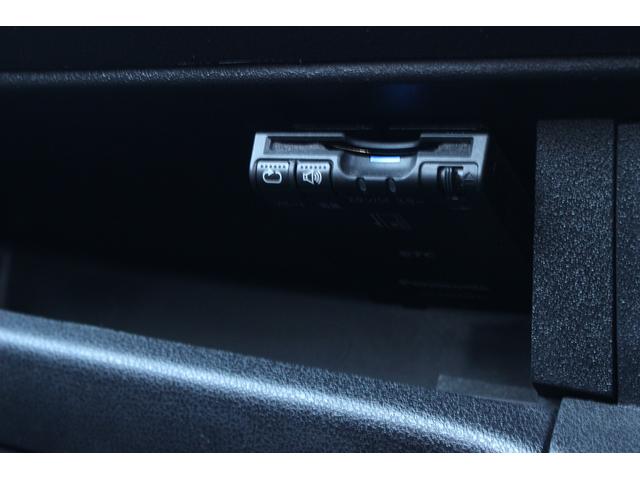 マーチ ニスモ　Ｓ　５ＭＴ　ＬＥＤヘッドライト　純正ナビ　フルセグＴＶ　Ｂｌｕｅｔｏｏｔｈ接続　ＵＳＢ接続　ＥＴＣ　スマートキー　純正サス／ショックアブソーバー　　純正１６インチホイール（15枚目）