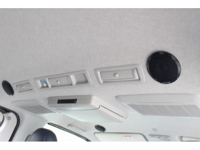 ハイエースバン スーパーＧＬ　ダークプライム　ＴＲＤフロントスポイラー／１５インチＡＷ／マッドガード　ベットキット　両側電動スライドドア　純正ナビ　フルセグ／Ｂカメラ／Ｂｌｕｅｔｏｏｔｈ　Ｆダウンモニター　コーナーセンサー　ＥＴＣ（29枚目）