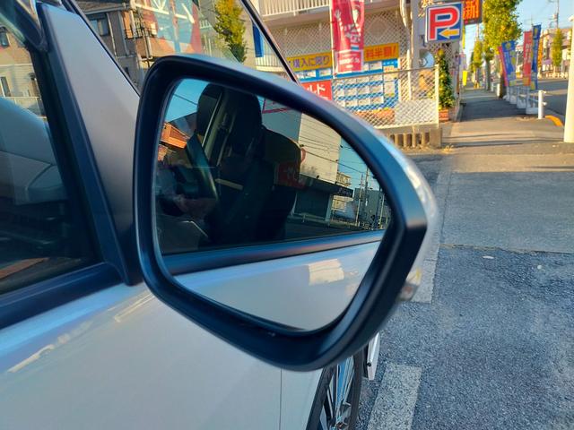 セレナ ハイウェイスターＶ　禁煙　プロパイロット　両側パワースライド　純正ナビ　フルセグ　全方位カメラ　前後ドラレコ　ＥＴＣ２．０　ＢＳＭ　ハーフレザー　デジタルインナーミラー　ＬＥＤライト　純正１６インチＡＷ　スマートキー２個（15枚目）