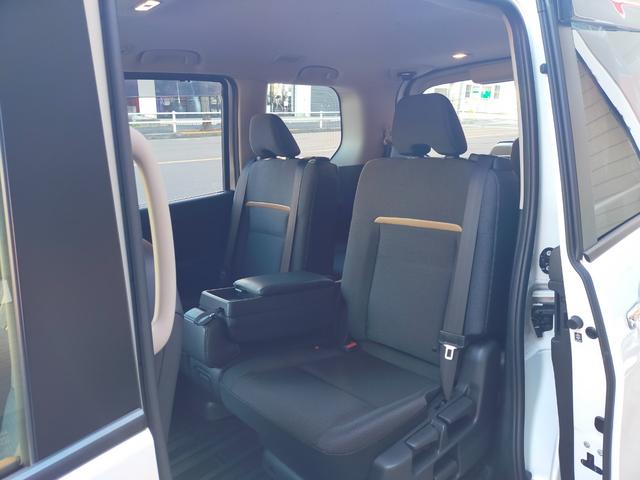 セレナ ハイウェイスターＶ　禁煙　プロパイロット　両側パワースライド　純正ナビ　フルセグ　全方位カメラ　前後ドラレコ　ＥＴＣ２．０　ＢＳＭ　ハーフレザー　デジタルインナーミラー　ＬＥＤライト　純正１６インチＡＷ　スマートキー２個（22枚目）