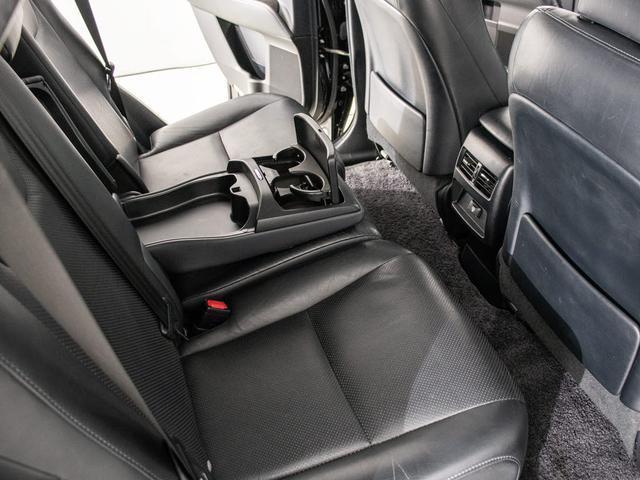 RX450h バージョンL (現行Fスポーツ仕様)/(禁煙車)/(サンルーフ)/本革シート/冷暖房シート/HDDナビ/パワーバックドア/クルーズコントロール/クリアランスソナー/サイドバックカメラ/ETC/LEDヘッドライト(17枚目)