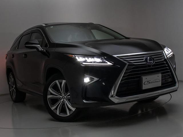 ＲＸ ＲＸ４５０ｈＬ　（禁煙車）（サンルーフ）（７人乗り）（リアエンター）（４ＷＤ）（レクサスセーフティシステム＋）（パノラミックビュー）（ＢＳＭ）（ＨＵＤ）（プリクラッシュ）（レーダークルーズ）（黒本革）（冷暖房シート）（22枚目）