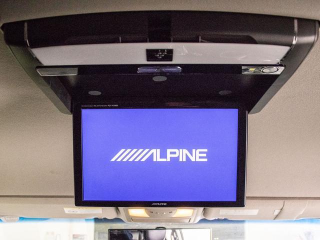 エルグランド ２５０ハイウェイスターアーバンクロム　黒本革シート／カラーバックカメラ／両側電動スライドドア／ＡＬＰＩＮＥフリップダウンモニター／シートヒーター／８インチナビ／Ｂｌｕｅｔｏｏｔｈ／後席・助手席オットマン／（6枚目）