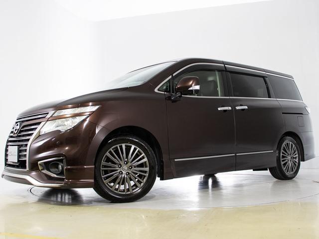 エルグランド ３５０ハイウェイスターアーバンクロム　（禁煙車）（８人乗りフルフラットシート）インテリジェントクリアランスソナー／エマージェンシーブレーキ／両側電動スライドドア／後席モニター／パワーバックドア／全周囲カメラ／クルーズコントロール（9枚目）